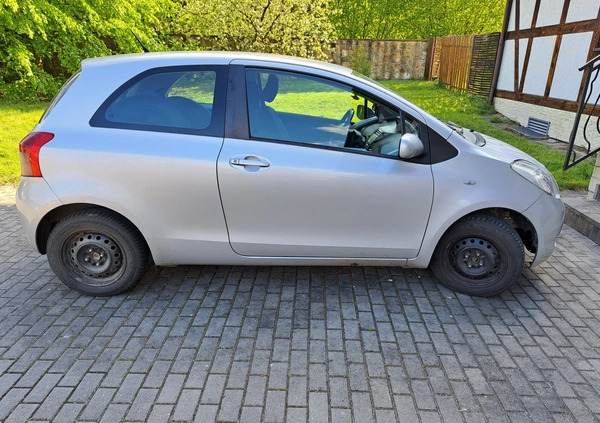 Toyota Yaris cena 10500 przebieg: 245000, rok produkcji 2007 z Kąty Wrocławskie małe 67